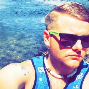 Meet your Posher, Dylan